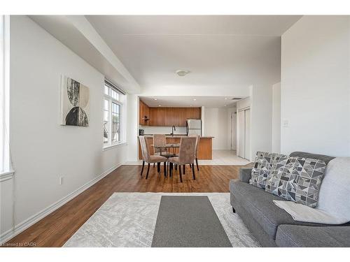 503-396 Plains Road E, Burlington, ON - Indoor