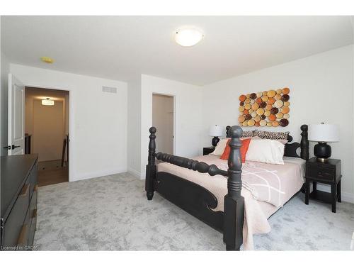 217 Jeffrey Place, Kitchener, ON - Indoor Photo Showing Bedroom