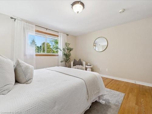 407 Grangewood Drive, Waterloo, ON - Indoor Photo Showing Bedroom