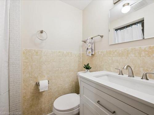 407 Grangewood Drive, Waterloo, ON - Indoor Photo Showing Bathroom