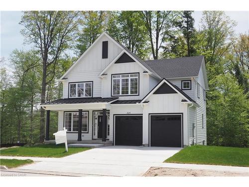 220 Jeffrey Place  Kitchener, ON N2C 2T7