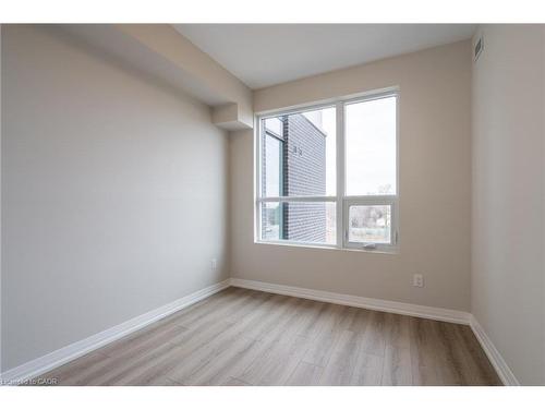 302-120 Springvalley Crescent, Hamilton, ON - Indoor Photo Showing Other Room