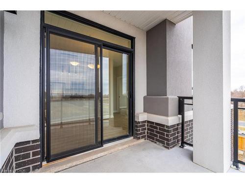 302-120 Springvalley Crescent, Hamilton, ON - Outdoor With Exterior