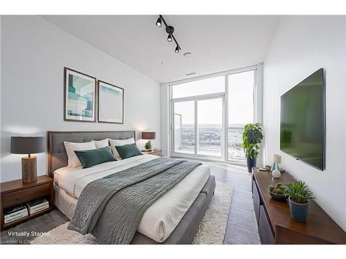 2001-2081 Fairview Street, Burlington, ON - Indoor Photo Showing Bedroom