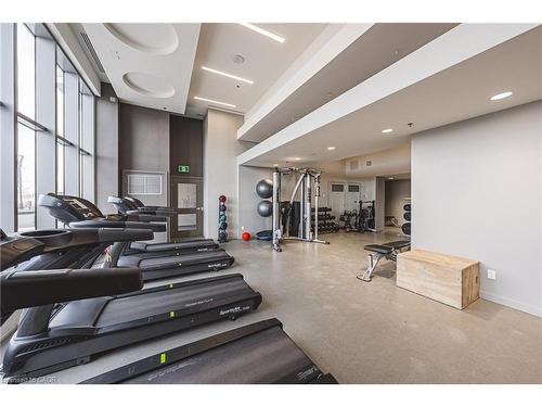 2001-2081 Fairview Street, Burlington, ON - Indoor Photo Showing Gym Room
