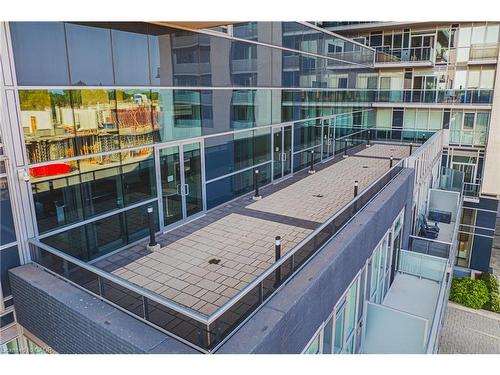 2001-2081 Fairview Street, Burlington, ON - Outdoor With Exterior