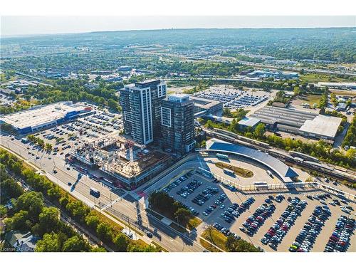 2001-2081 Fairview Street, Burlington, ON - Outdoor With View