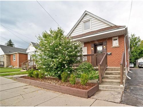 82 Whitney Avenue  Hamilton, ON L8S 2G5