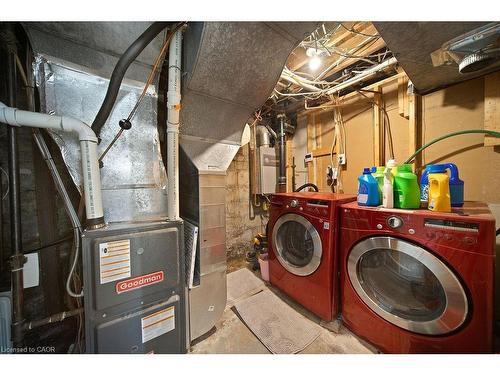 82 Whitney Avenue, Hamilton, ON - Indoor Photo Showing Laundry Room