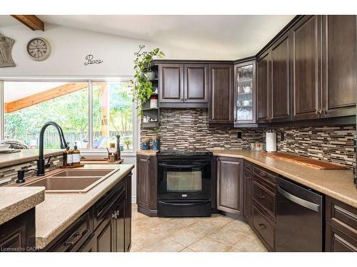 87 East 9Th Street, Hamilton, ON - Indoor Photo Showing Kitchen With Double Sink