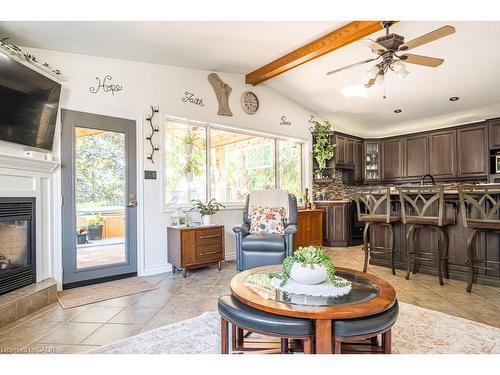 87 East 9Th Street, Hamilton, ON - Indoor Photo Showing Living Room With Fireplace