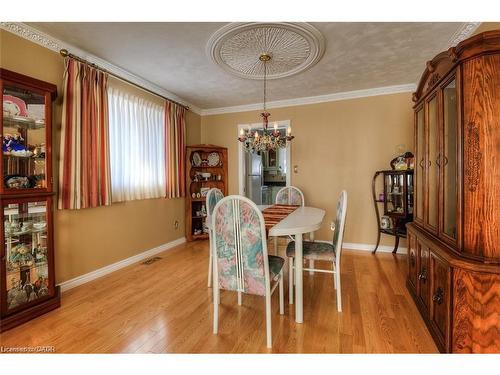 416 Warrington Drive, Waterloo, ON - Indoor Photo Showing Dining Room