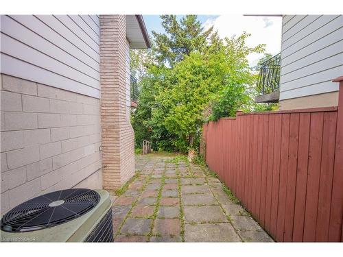 185 Lavina Crescent, Hamilton, ON - Outdoor With Exterior