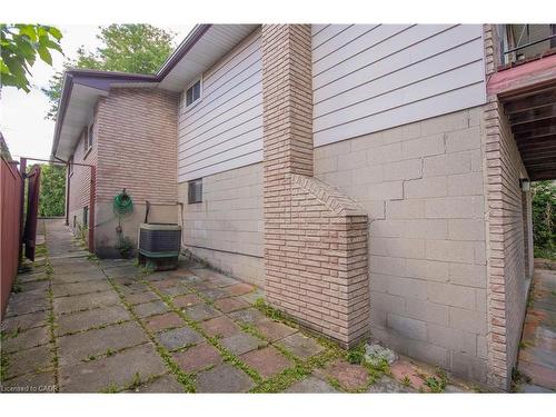 185 Lavina Crescent, Hamilton, ON - Outdoor With Exterior