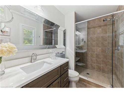 38 Stafford Street, Elora, ON - Indoor Photo Showing Bathroom