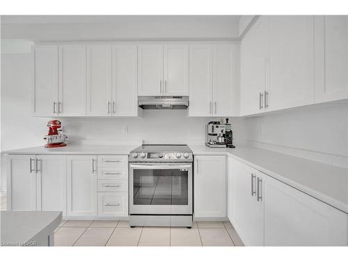 39 Spicer Street, Fergus, ON - Indoor Photo Showing Kitchen