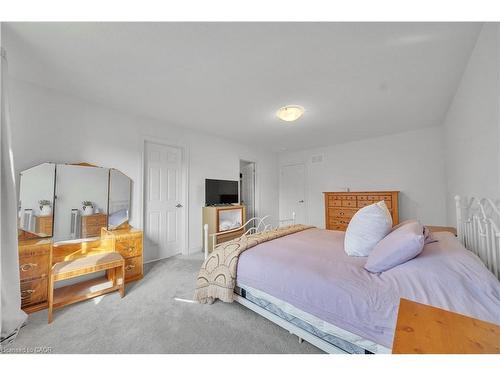 39 Spicer Street, Fergus, ON - Indoor Photo Showing Bedroom