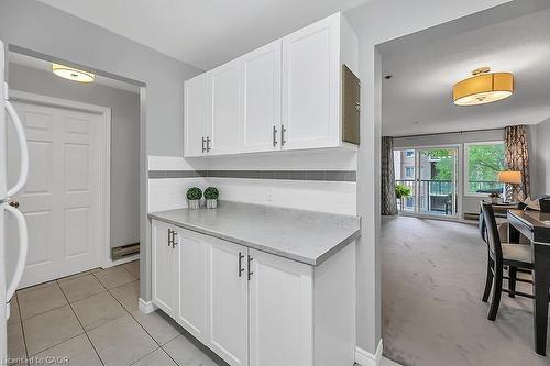 204-6 Niagara Street, Grimsby, ON - Indoor