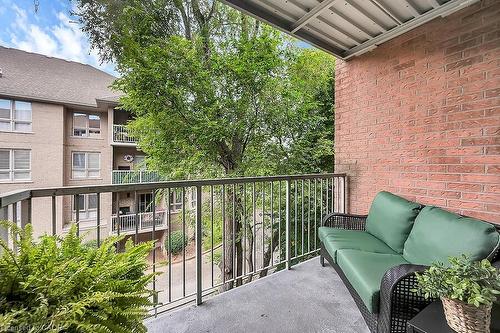 204-6 Niagara Street, Grimsby, ON - Outdoor With Balcony With Exterior