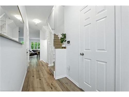 61-21 Diana Avenue, Brantford, ON - Indoor Photo Showing Other Room