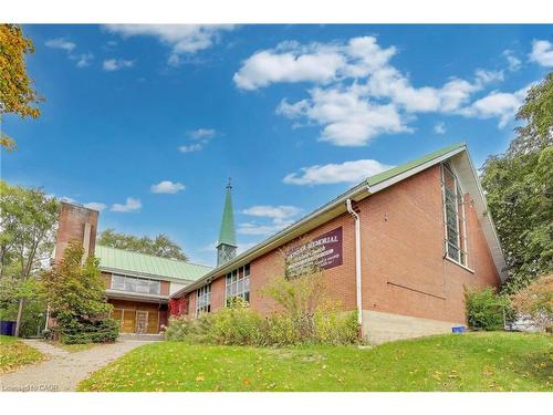 1974 King Street E, Hamilton, ON 