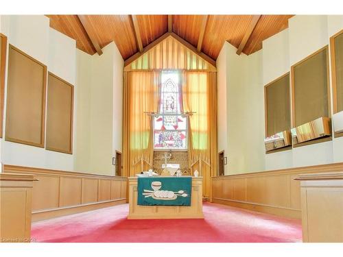 1974 King Street E, Hamilton, ON 