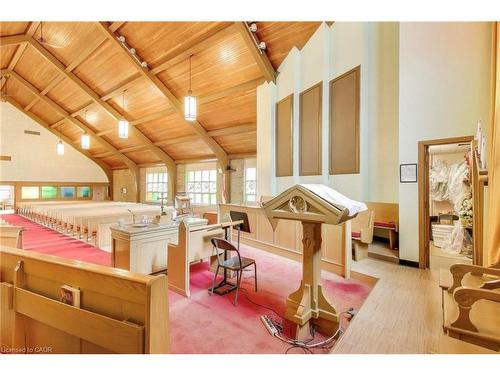 1974 King Street E, Hamilton, ON 