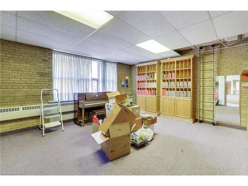 1974 King Street E, Hamilton, ON 