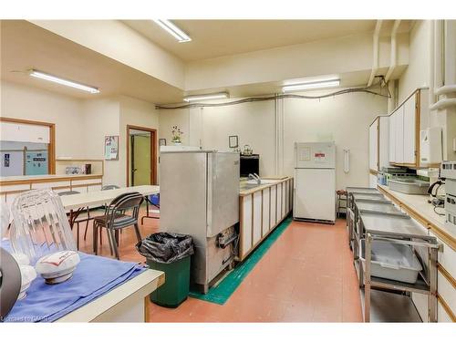 1974 King Street E, Hamilton, ON 