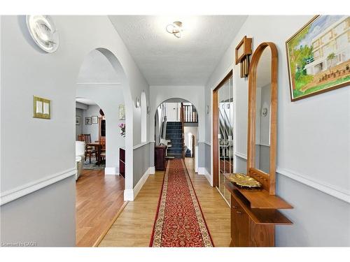 226 Carson Drive, Hamilton, ON - Indoor Photo Showing Other Room