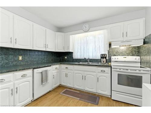 226 Carson Drive, Hamilton, ON - Indoor Photo Showing Kitchen With Double Sink