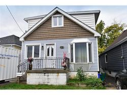 149 Ivon Avenue  Hamilton, ON L8H 5S7