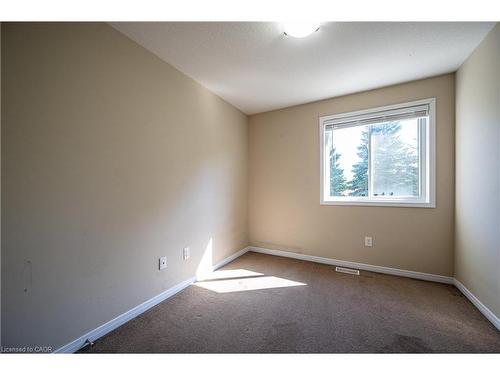 202 Maitland Street, Kitchener, ON - Indoor Photo Showing Other Room