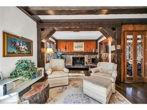 793 Shadeland Avenue, Burlington, ON - Indoor Photo Showing Living Room With Fireplace