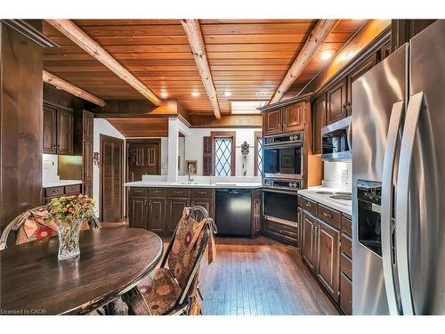 793 Shadeland Avenue, Burlington, ON - Indoor