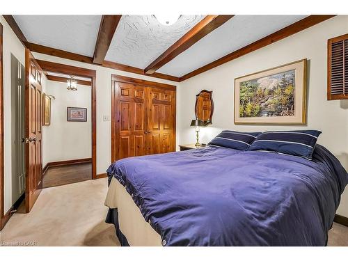 793 Shadeland Avenue, Burlington, ON - Indoor Photo Showing Bedroom