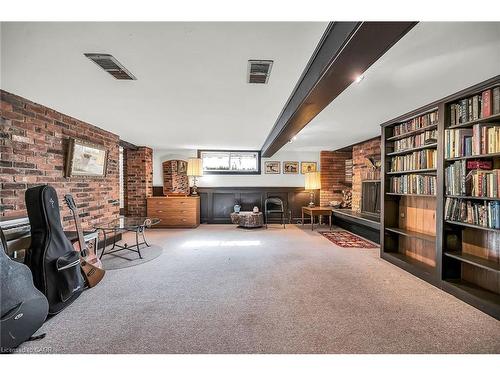 793 Shadeland Avenue, Burlington, ON - Indoor