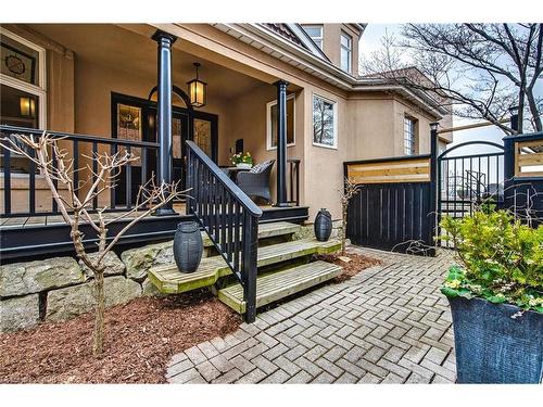 91 Mountain Park Avenue, Hamilton, ON - Outdoor With Deck Patio Veranda