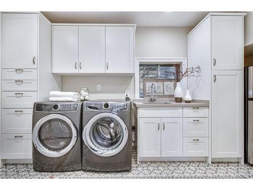 91 Mountain Park Avenue, Hamilton, ON - Indoor Photo Showing Laundry Room