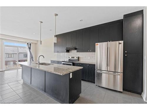 34 Sportsman Hill Street, Kitchener, ON - Indoor Photo Showing Kitchen With Stainless Steel Kitchen With Upgraded Kitchen