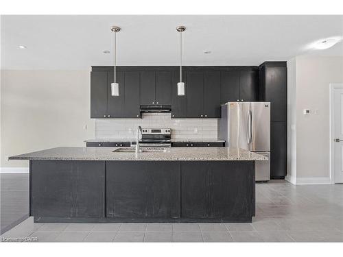 34 Sportsman Hill Street, Kitchener, ON - Indoor Photo Showing Kitchen With Stainless Steel Kitchen With Upgraded Kitchen