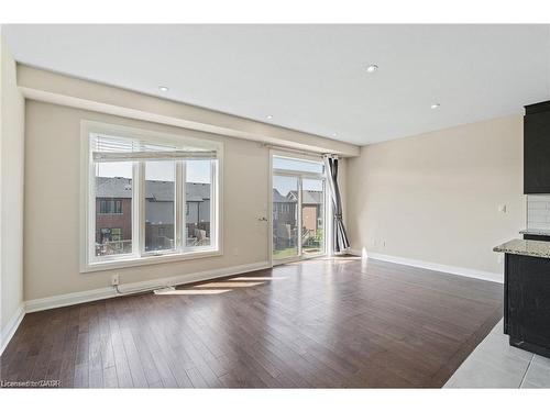 34 Sportsman Hill Street, Kitchener, ON - Indoor