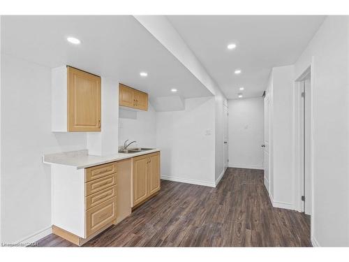 34 Sportsman Hill Street, Kitchener, ON - Indoor Photo Showing Other Room