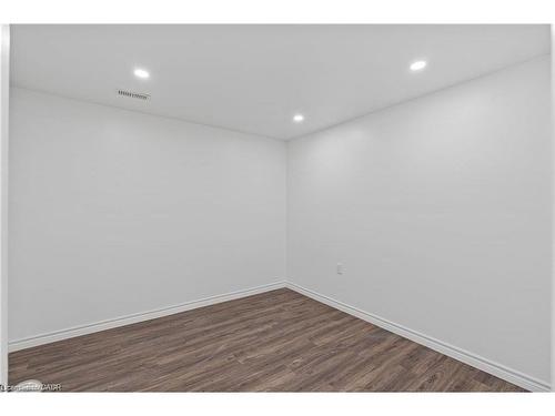34 Sportsman Hill Street, Kitchener, ON - Indoor Photo Showing Other Room