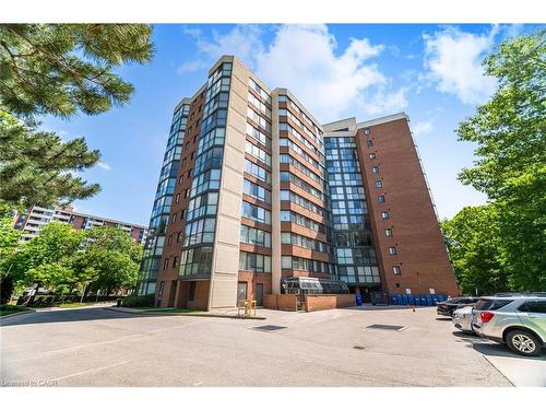 606-1240 Marlborough Court, Oakville, ON - Outdoor With Facade