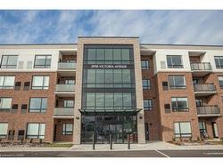 202-3998 Victoria Avenue  Lincoln, ON L0R 2C0