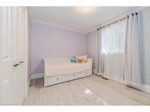 26 Lorraine Drive, Cambridge, ON - Indoor Photo Showing Bedroom