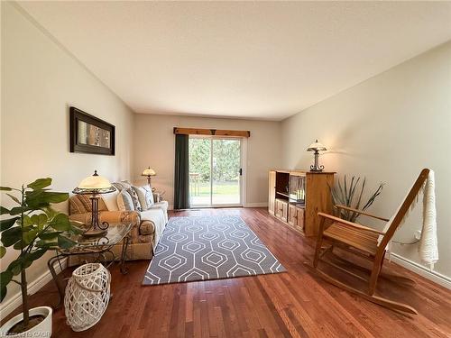13 Clonmel Lane, Port Dover, ON - Indoor Photo Showing Living Room