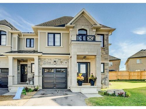 43 Genoa Drive  Hamilton, ON L9B 0K1