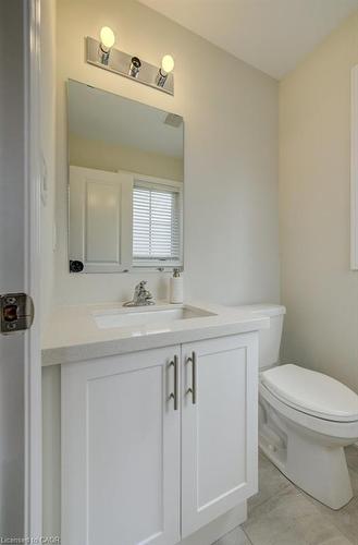 43 Genoa Drive, Hamilton, ON - Indoor Photo Showing Bathroom